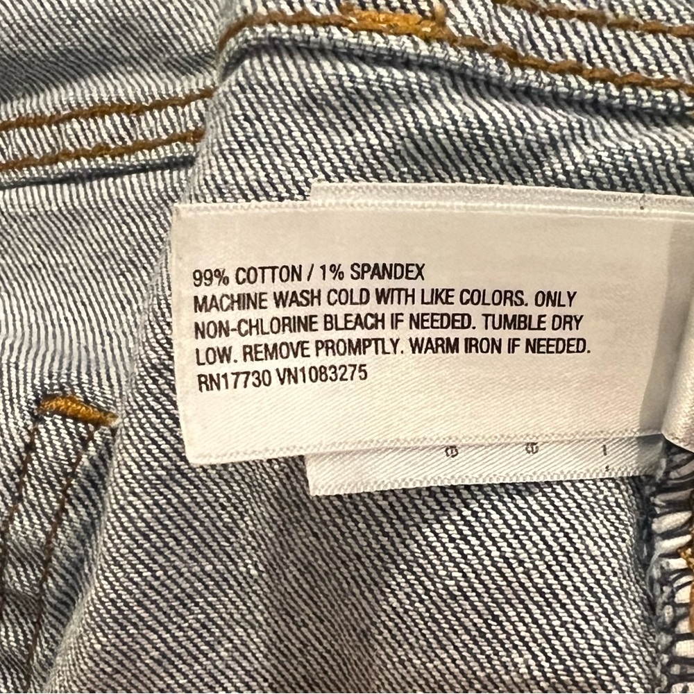 Women's High-Rise 90's Straight Jeans - Universal Thread™ Medium Wash 22 - Picture 8 of 8